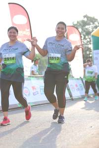 BIB: 2513
                            <button type="button" onclick="openModal(3652946)" class="btn btn-primary btn-sm float-right btn-popup" data-toggle="modal" data-target=".modal-high-quality">
                        <i class="fas fa-shopping-cart"></i> Add to Cart
                    </button>
                                            <button type="button" onclick="isThisMe(3652946, true)" class="btn btn-success btn-sm float-right btn-popup btn-isme hidden" data-toggle="tooltip" data-placement="bottom" title="นี่คือรูปของคุณใช่ไหม คลิกที่นี่เพื่อเอาเข้าอัลบั้ม">
                        <i class="fas fa-plus"></i> Add to album
                    </button>
                    <button type="button" onclick="isThisMe(3652946, false)" class="btn btn-warning btn-sm float-right btn-popup btn-isnotme hidden">
                        <i class="fas fa-ban"></i> Remove from album
                    </button>